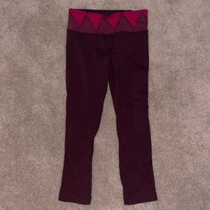 Lululemon maroon cropped leggings